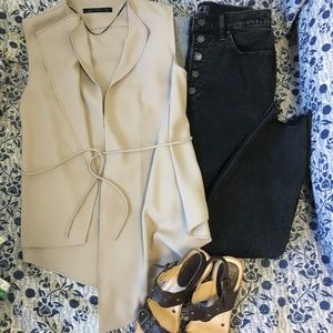 A&F Ultra High Rise Ankle Straight jeans. Sz 27